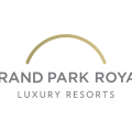 Video Grand Park Royal Luxury Resorts