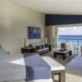 Grand Park Royal Cancun.Royal Tower Jacuzzi Suite Ocean Front1